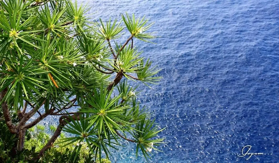 Kanalu Land Bouillante 0*,  Guadeloupe