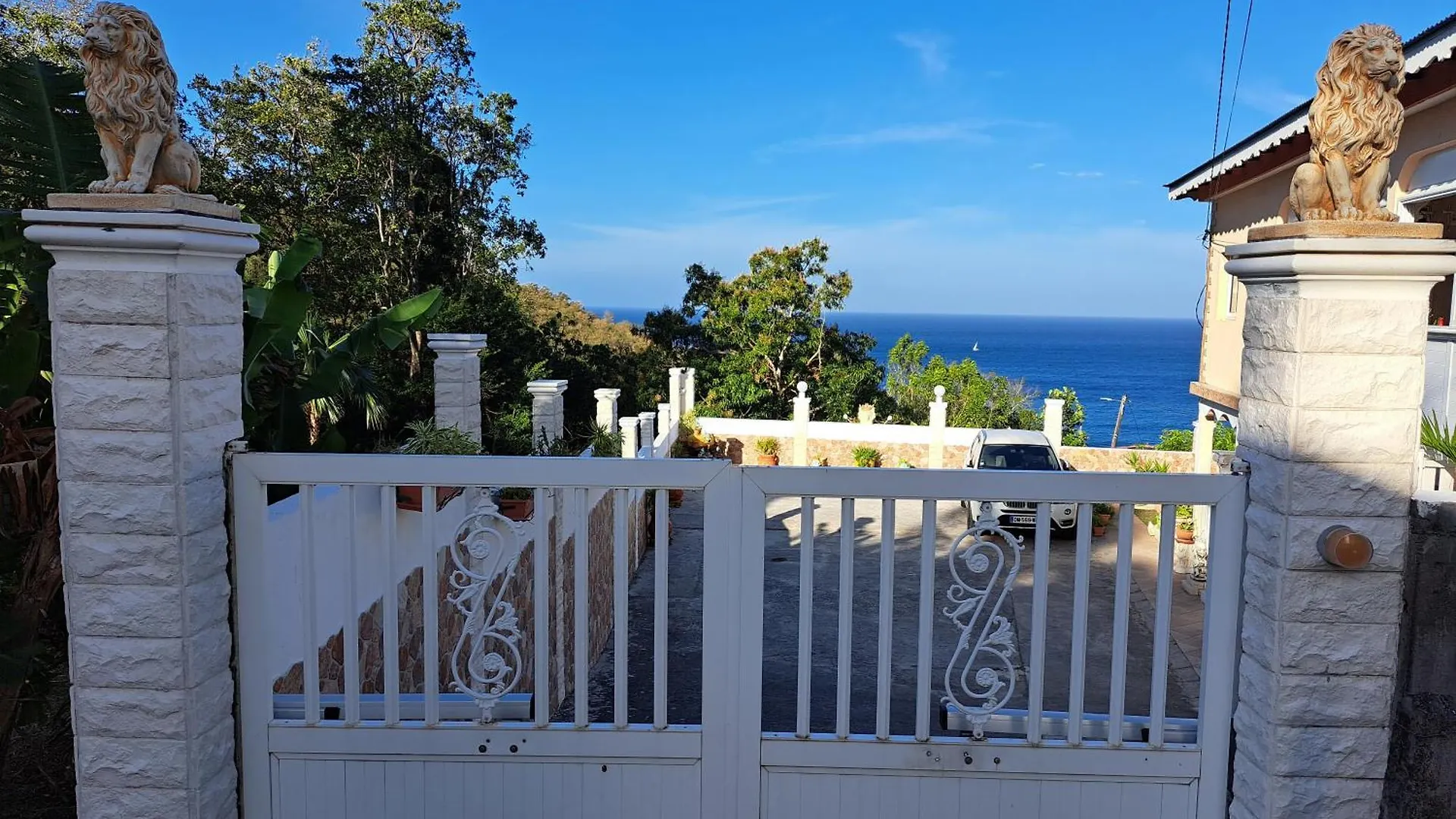 Kanalu Land Bouillante